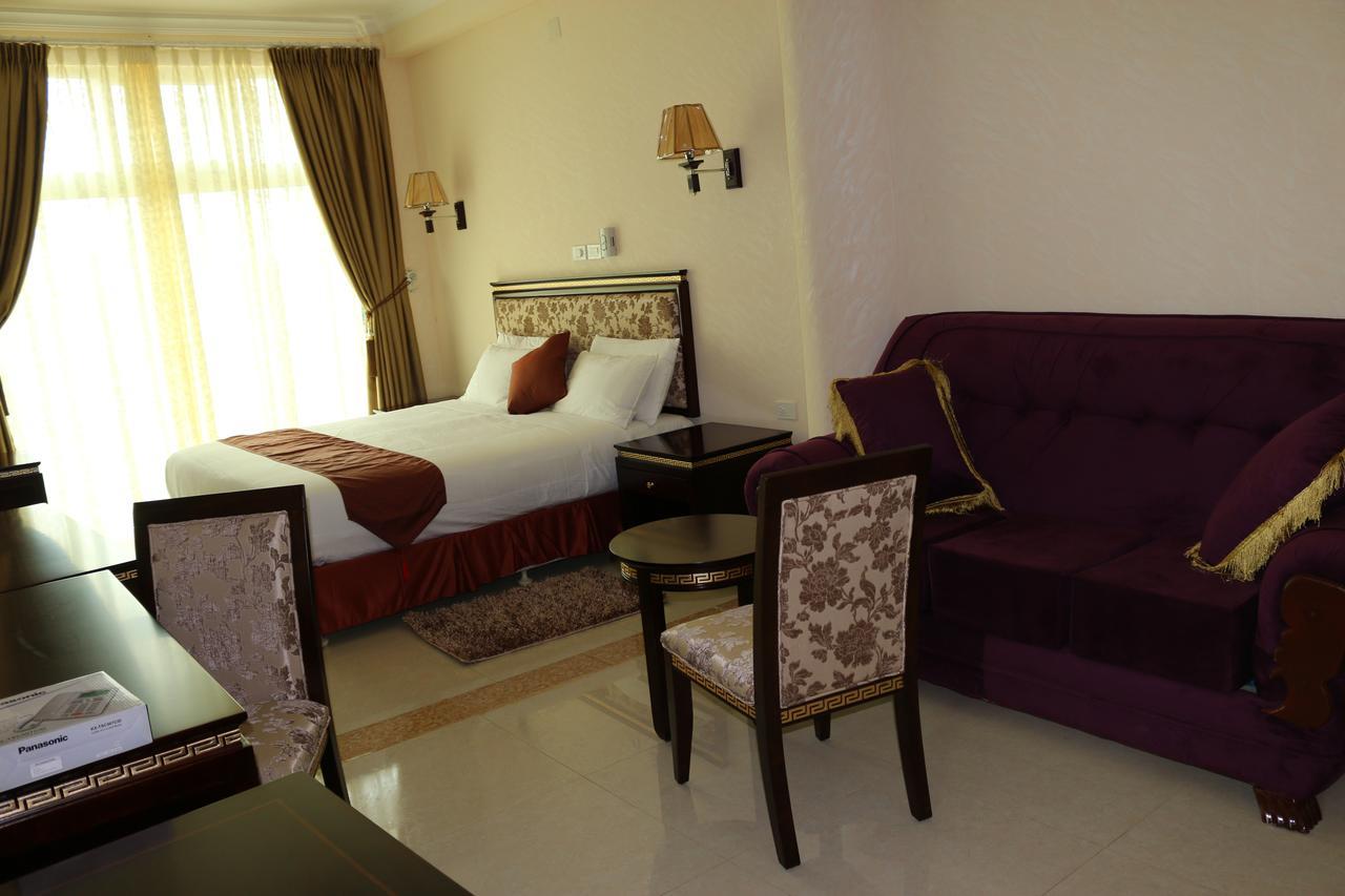 Solyana Hotel Bahir Dar Exterior photo