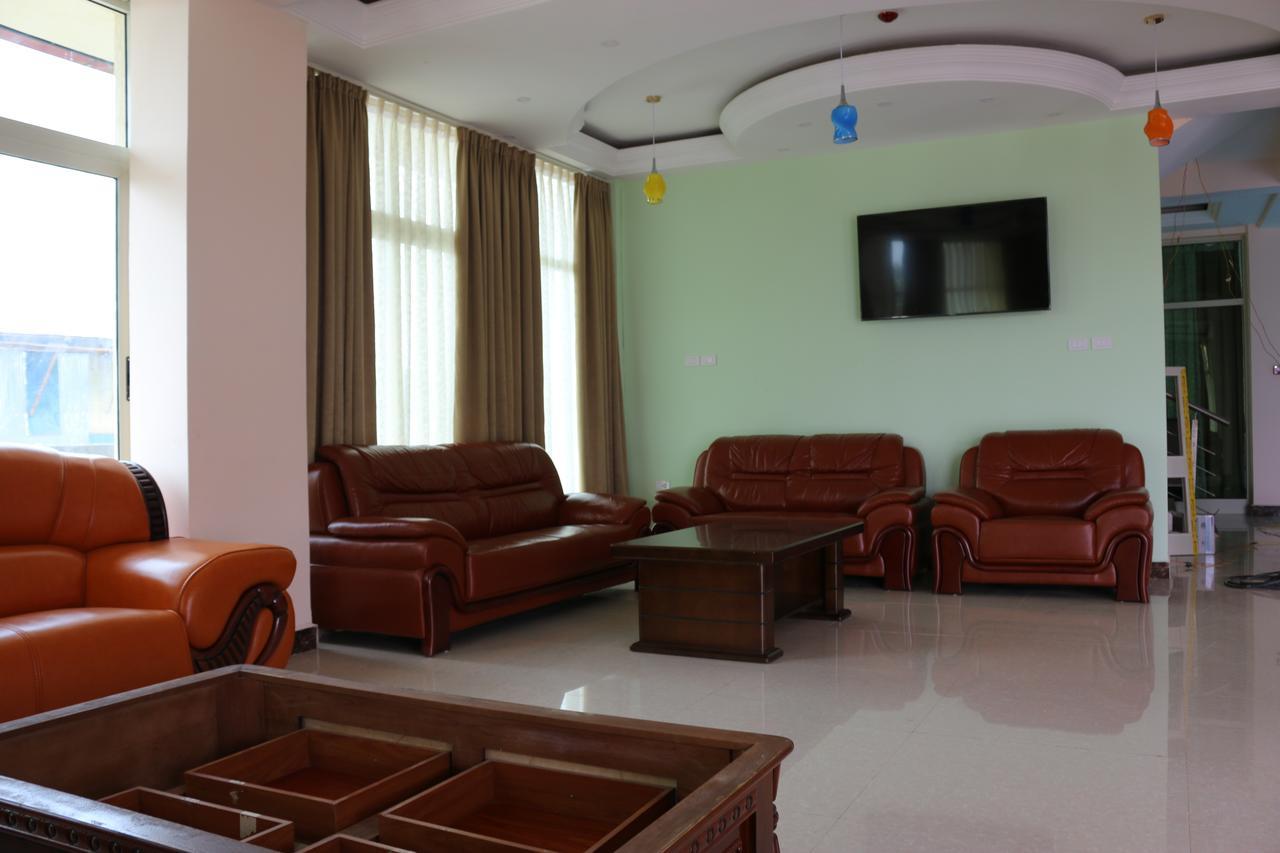 Solyana Hotel Bahir Dar Exterior photo