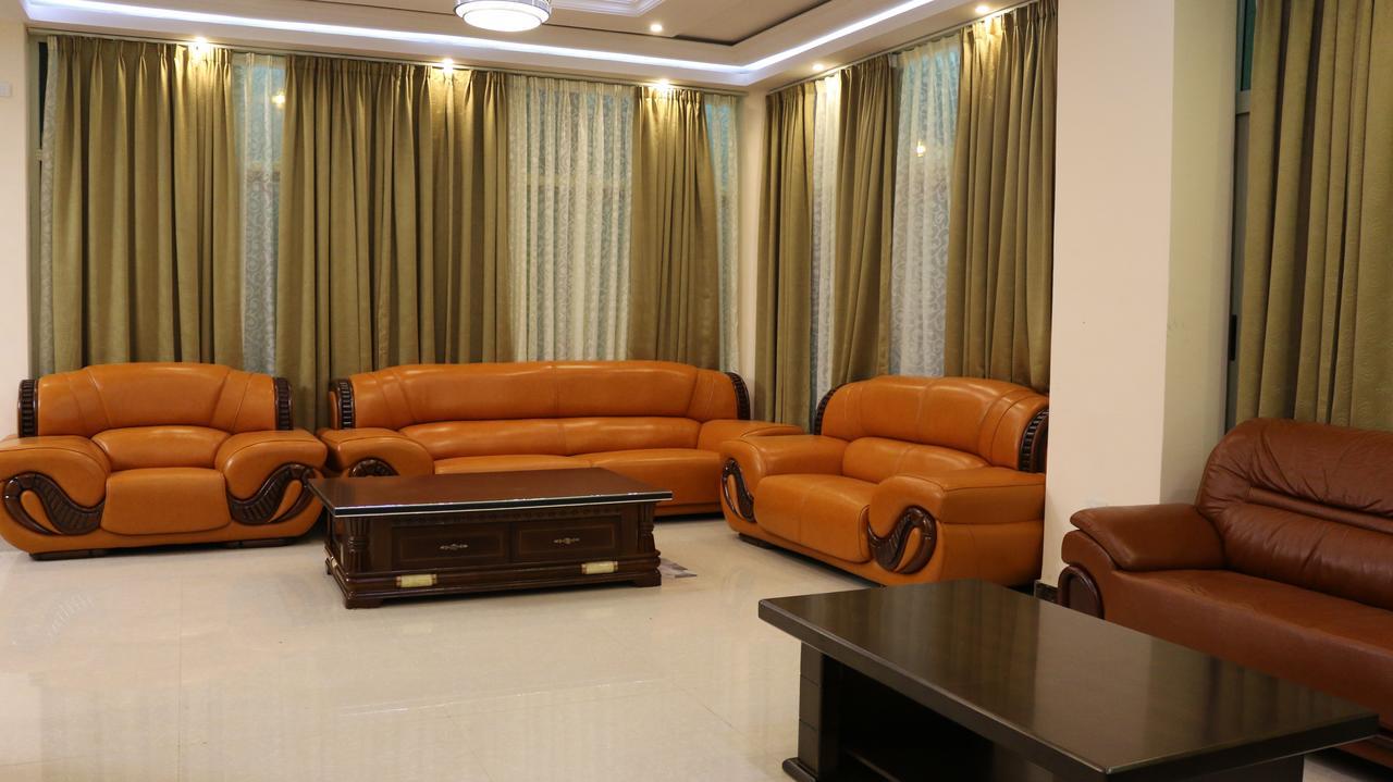 Solyana Hotel Bahir Dar Exterior photo