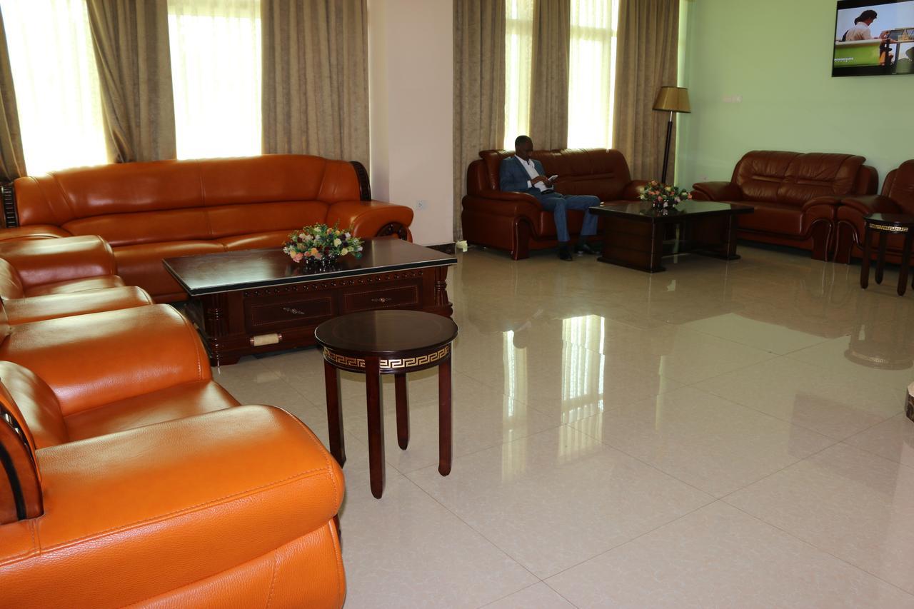 Solyana Hotel Bahir Dar Exterior photo